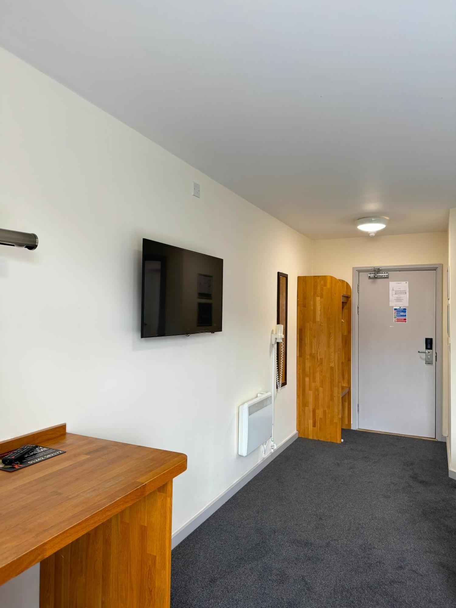 Citilodge Wakefield Hotel By Roomsbooked Buitenkant foto