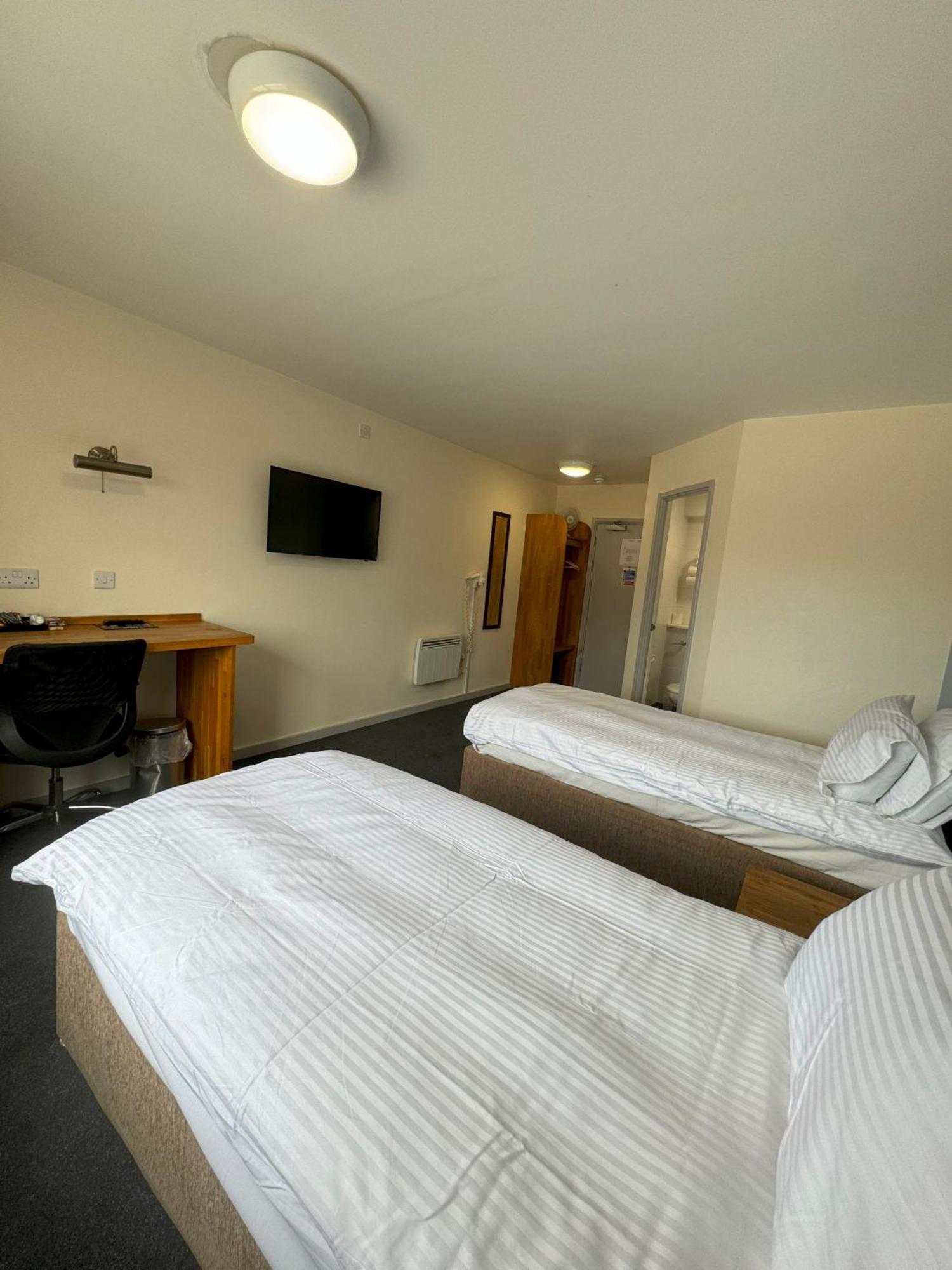 Citilodge Wakefield Hotel By Roomsbooked Buitenkant foto