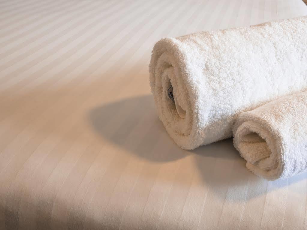 Citilodge Wakefield Hotel By Roomsbooked Buitenkant foto
