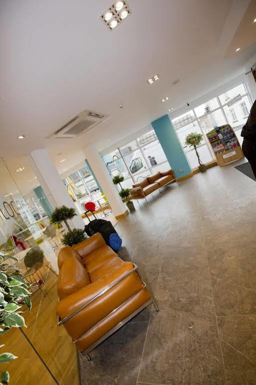 Citilodge Wakefield Hotel By Roomsbooked Buitenkant foto